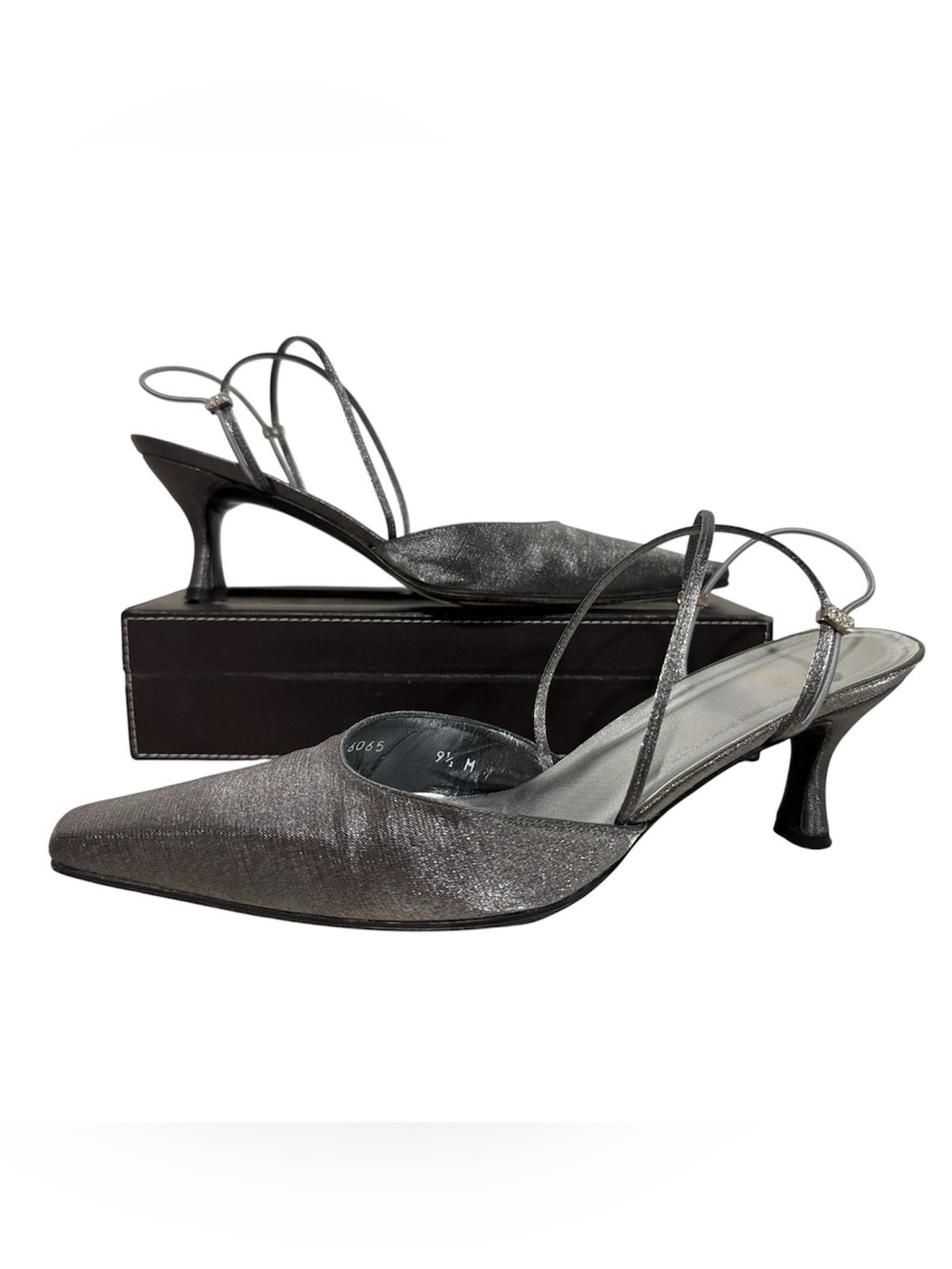 Stuart Weitzman 9.5 M Silver Satin Strappy Slingback Closed Toe Kitten Heel